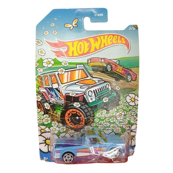 Hot Wheels Volkswagen Caddy 1:5 2021 Series - Picture 1 of 5